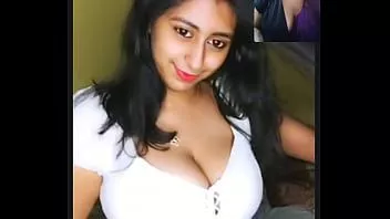 Reproducir Shanaya enseña las tetas en tango live