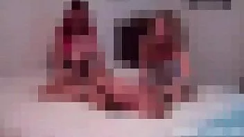 Abspielen Sie forderten mich zu einem heiklen Ringkampf heraus