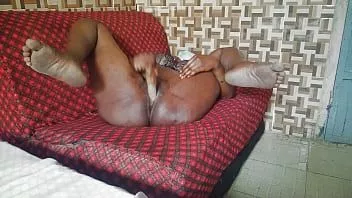 play Queensandypussy is in need.who want to fuck my creamy pussy