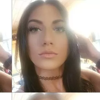 Порнозвезда Alissa Avni