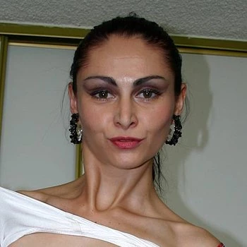 Порнозвезда Alesha Bizart