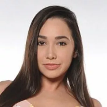 अभिनेता Karlee Grey