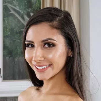 Bintang porno Gianna Dior