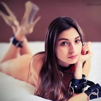 Porno Yıldızı Kristine Kahill